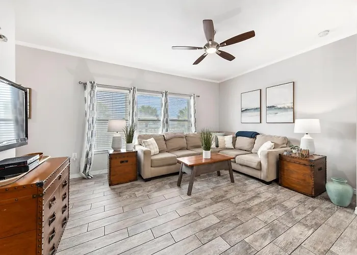 Holiday home Cozycoastalretreat - Steps2beach - Roomyescape Gulf Shores